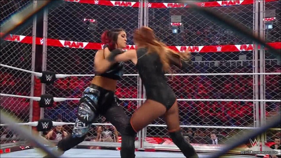 WWE_Monday_Night_RAW_2023_02_06_720p_HDTV_x264-Star_mp4_007135966.jpg