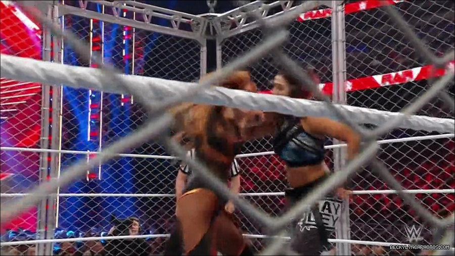 WWE_Monday_Night_RAW_2023_02_06_720p_HDTV_x264-Star_mp4_007137966.jpg
