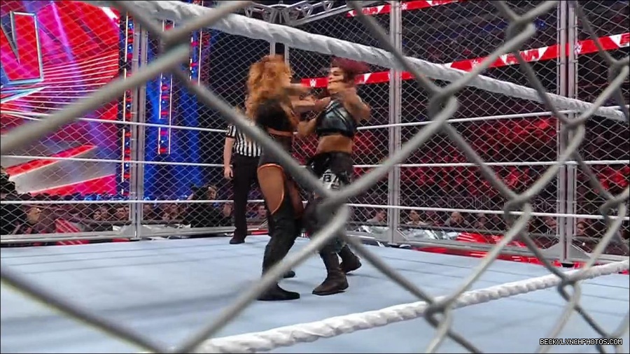WWE_Monday_Night_RAW_2023_02_06_720p_HDTV_x264-Star_mp4_007141566.jpg