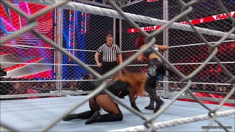WWE_Monday_Night_RAW_2023_02_06_720p_HDTV_x264-Star_mp4_007144366.jpg