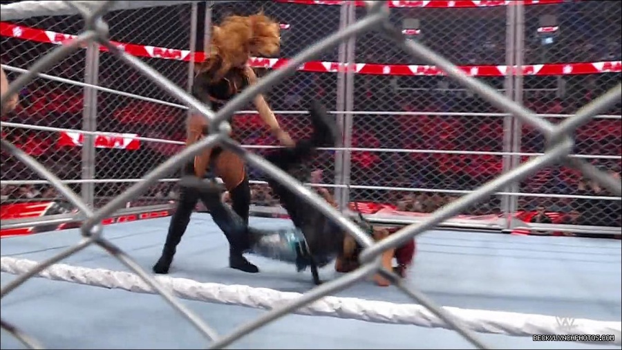 WWE_Monday_Night_RAW_2023_02_06_720p_HDTV_x264-Star_mp4_007149166.jpg
