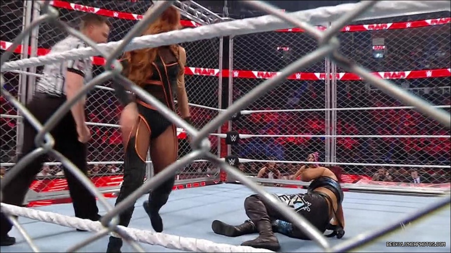 WWE_Monday_Night_RAW_2023_02_06_720p_HDTV_x264-Star_mp4_007150766.jpg