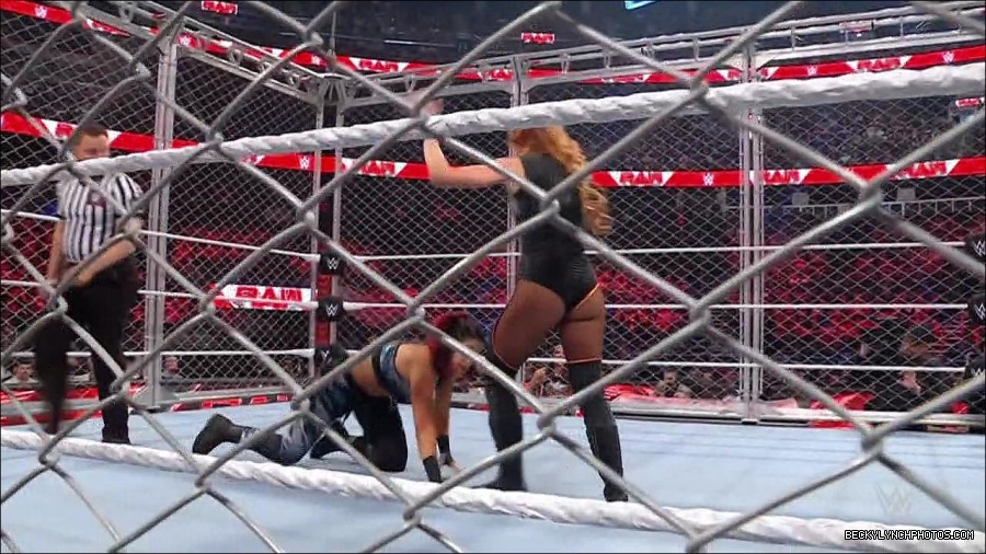 WWE_Monday_Night_RAW_2023_02_06_720p_HDTV_x264-Star_mp4_007154766.jpg