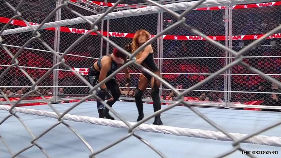 WWE_Monday_Night_RAW_2023_02_06_720p_HDTV_x264-Star_mp4_007155966.jpg