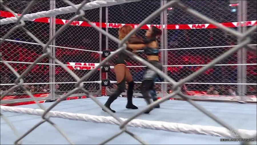 WWE_Monday_Night_RAW_2023_02_06_720p_HDTV_x264-Star_mp4_007157166.jpg