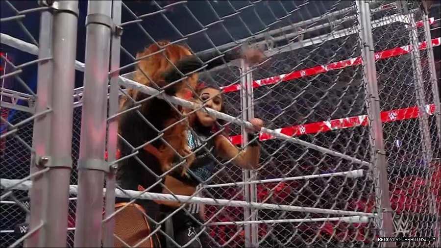 WWE_Monday_Night_RAW_2023_02_06_720p_HDTV_x264-Star_mp4_007159166.jpg