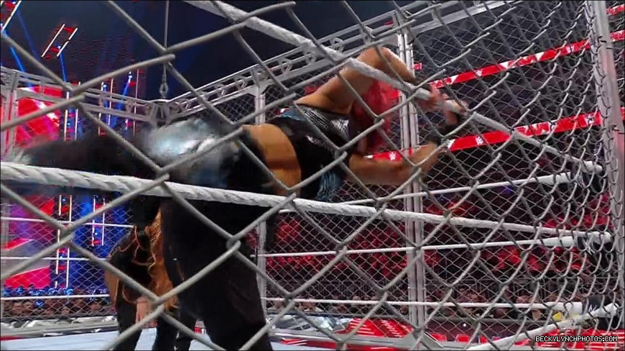 WWE_Monday_Night_RAW_2023_02_06_720p_HDTV_x264-Star_mp4_007165566.jpg