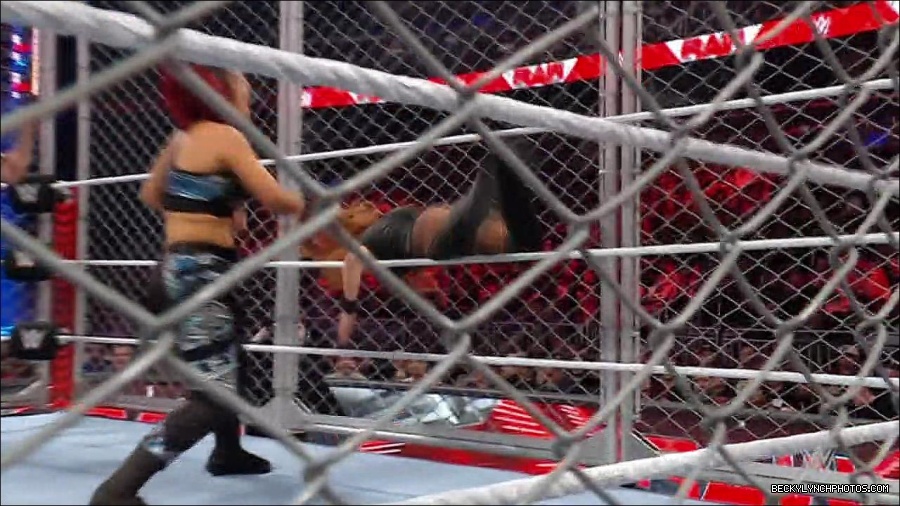 WWE_Monday_Night_RAW_2023_02_06_720p_HDTV_x264-Star_mp4_007171566.jpg