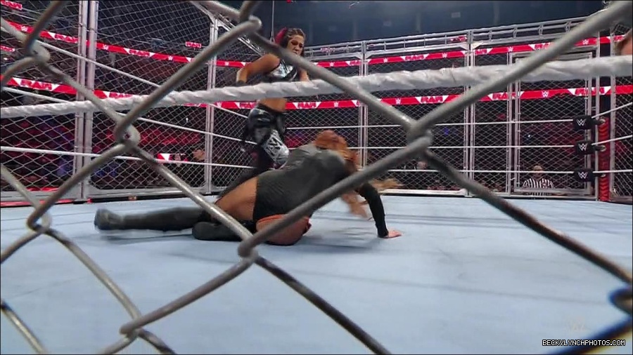 WWE_Monday_Night_RAW_2023_02_06_720p_HDTV_x264-Star_mp4_007175166.jpg