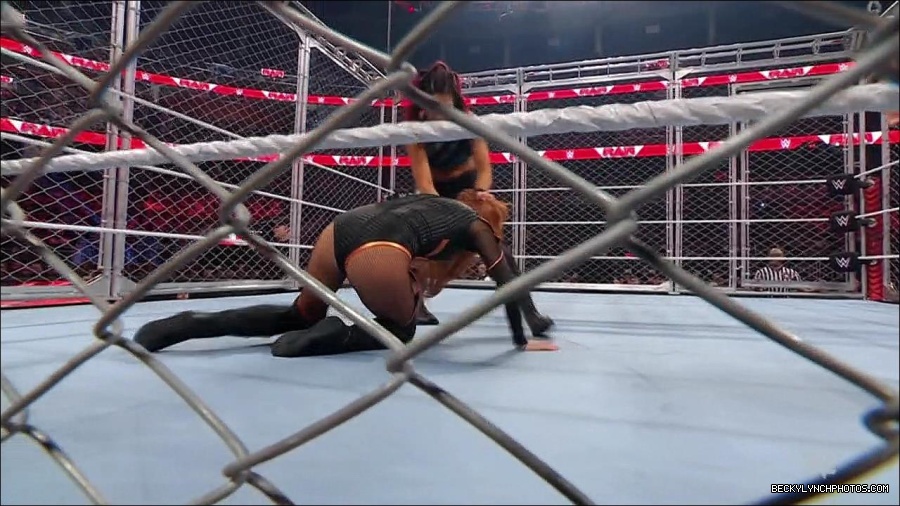 WWE_Monday_Night_RAW_2023_02_06_720p_HDTV_x264-Star_mp4_007175566.jpg