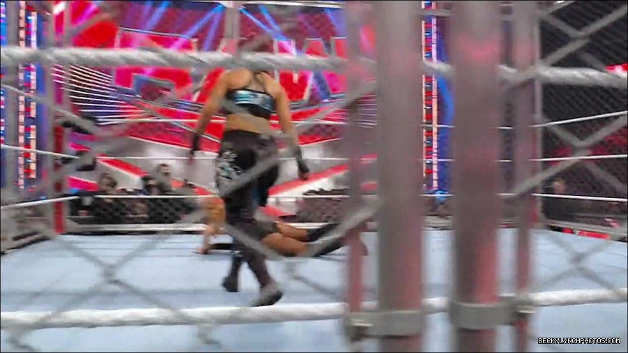 WWE_Monday_Night_RAW_2023_02_06_720p_HDTV_x264-Star_mp4_007181166.jpg