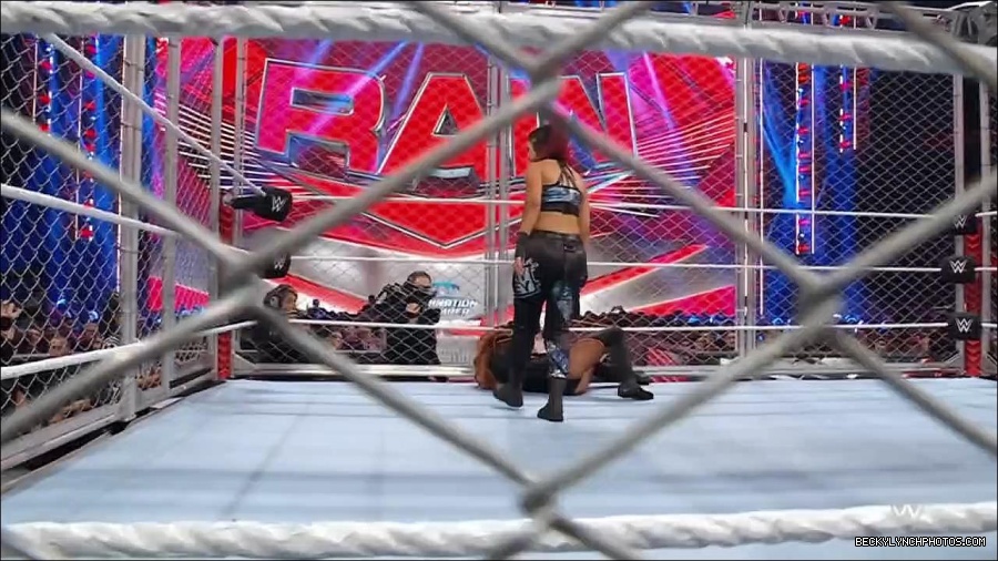 WWE_Monday_Night_RAW_2023_02_06_720p_HDTV_x264-Star_mp4_007182766.jpg