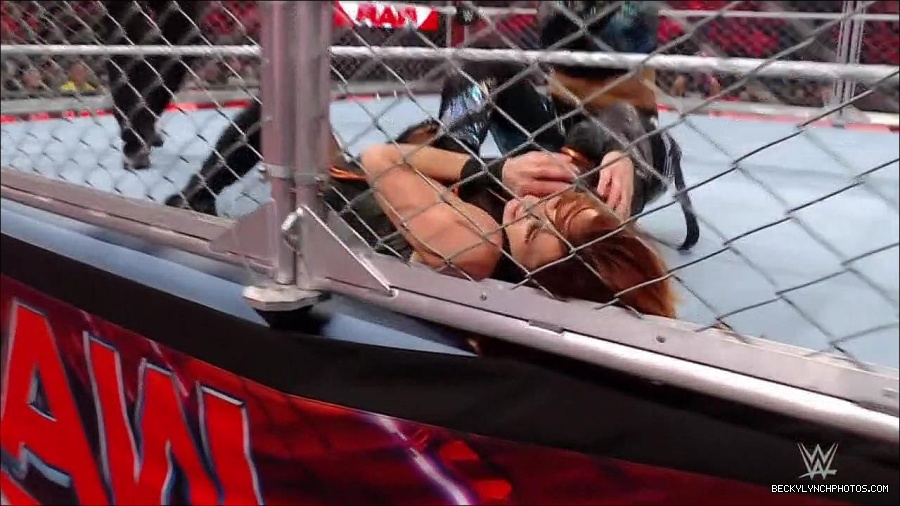 WWE_Monday_Night_RAW_2023_02_06_720p_HDTV_x264-Star_mp4_007189966.jpg