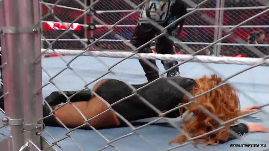 WWE_Monday_Night_RAW_2023_02_06_720p_HDTV_x264-Star_mp4_007193566.jpg