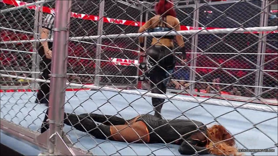 WWE_Monday_Night_RAW_2023_02_06_720p_HDTV_x264-Star_mp4_007194766.jpg