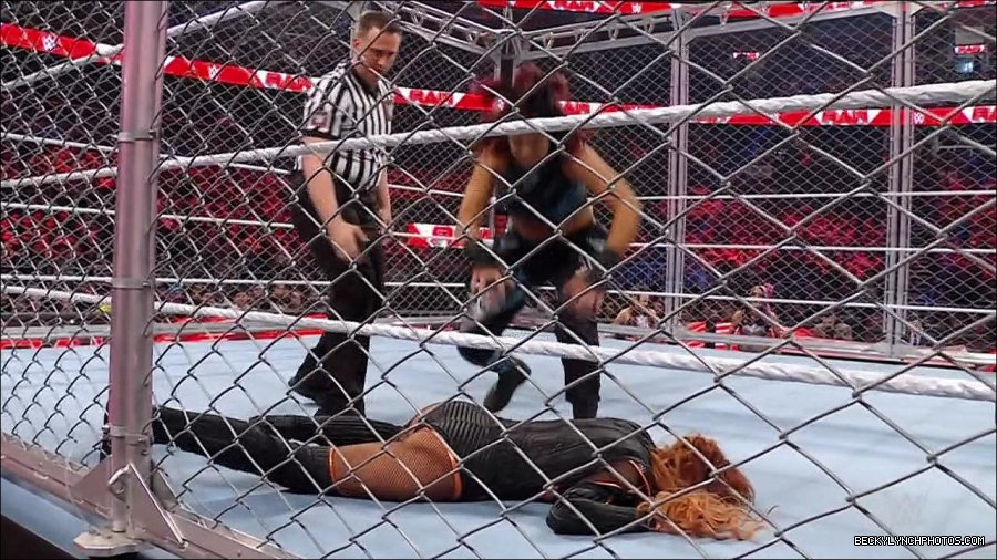 WWE_Monday_Night_RAW_2023_02_06_720p_HDTV_x264-Star_mp4_007196766.jpg