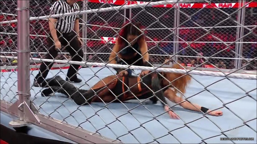 WWE_Monday_Night_RAW_2023_02_06_720p_HDTV_x264-Star_mp4_007197566.jpg