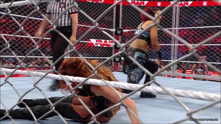 WWE_Monday_Night_RAW_2023_02_06_720p_HDTV_x264-Star_mp4_007203166.jpg