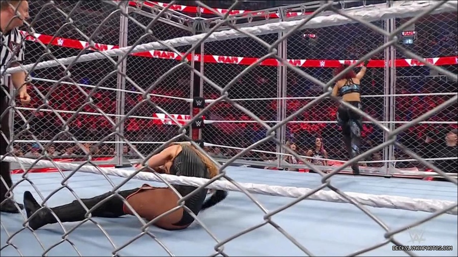 WWE_Monday_Night_RAW_2023_02_06_720p_HDTV_x264-Star_mp4_007206366.jpg