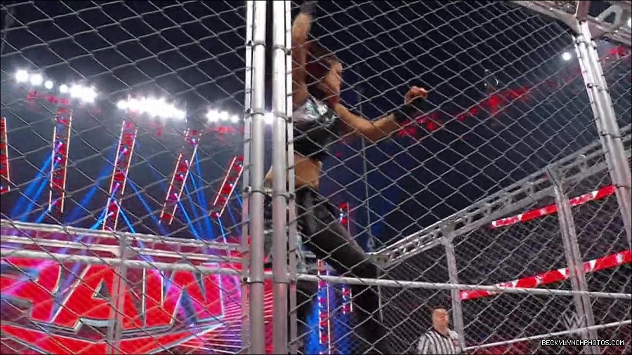 WWE_Monday_Night_RAW_2023_02_06_720p_HDTV_x264-Star_mp4_007208366.jpg