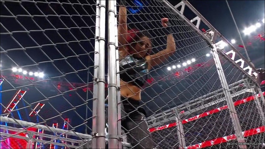 WWE_Monday_Night_RAW_2023_02_06_720p_HDTV_x264-Star_mp4_007210766.jpg