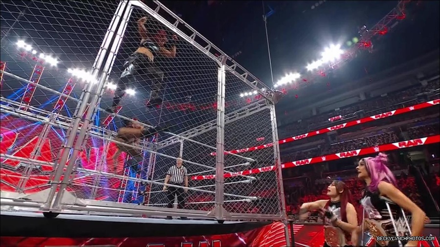 WWE_Monday_Night_RAW_2023_02_06_720p_HDTV_x264-Star_mp4_007214366.jpg