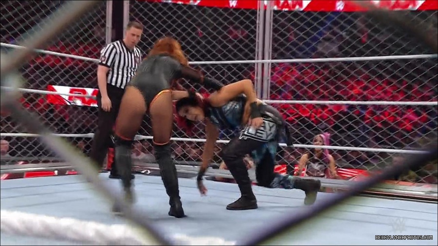 WWE_Monday_Night_RAW_2023_02_06_720p_HDTV_x264-Star_mp4_007219566.jpg