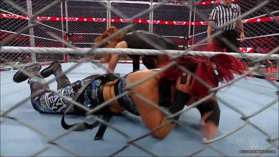 WWE_Monday_Night_RAW_2023_02_06_720p_HDTV_x264-Star_mp4_007233966.jpg