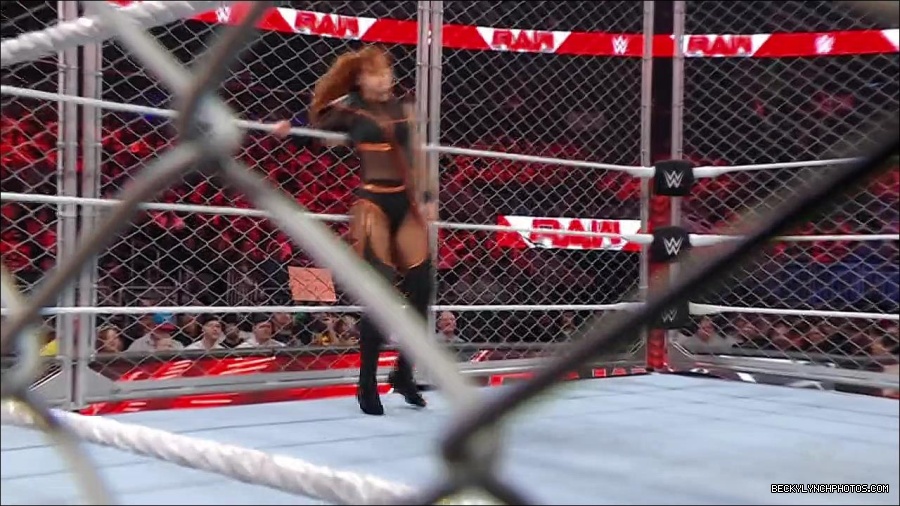 WWE_Monday_Night_RAW_2023_02_06_720p_HDTV_x264-Star_mp4_007237166.jpg