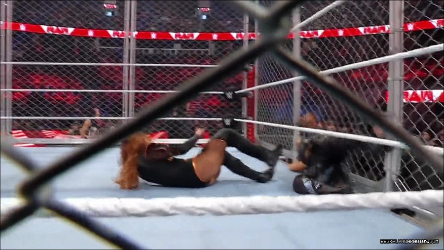 WWE_Monday_Night_RAW_2023_02_06_720p_HDTV_x264-Star_mp4_007238766.jpg