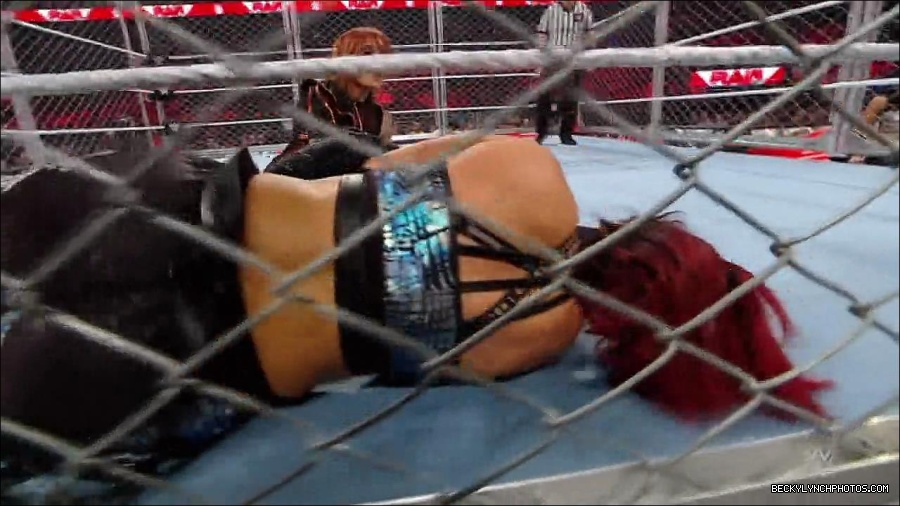 WWE_Monday_Night_RAW_2023_02_06_720p_HDTV_x264-Star_mp4_007239566.jpg