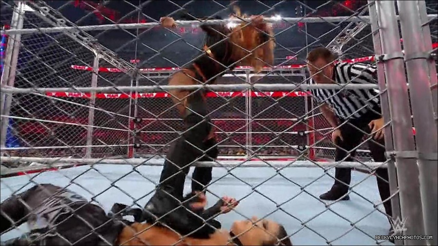 WWE_Monday_Night_RAW_2023_02_06_720p_HDTV_x264-Star_mp4_007244766.jpg
