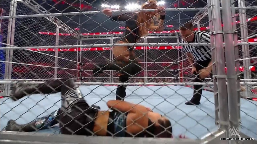 WWE_Monday_Night_RAW_2023_02_06_720p_HDTV_x264-Star_mp4_007245166.jpg