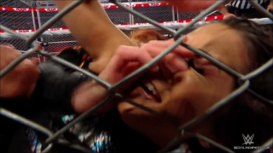 WWE_Monday_Night_RAW_2023_02_06_720p_HDTV_x264-Star_mp4_007253566.jpg