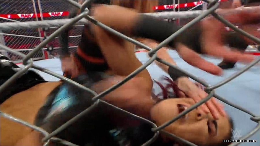 WWE_Monday_Night_RAW_2023_02_06_720p_HDTV_x264-Star_mp4_007253966.jpg