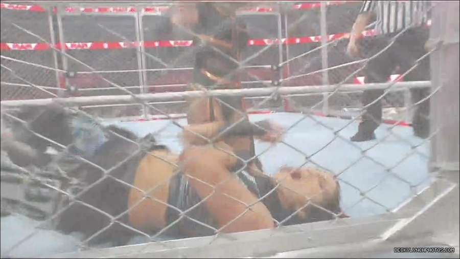 WWE_Monday_Night_RAW_2023_02_06_720p_HDTV_x264-Star_mp4_007254766.jpg