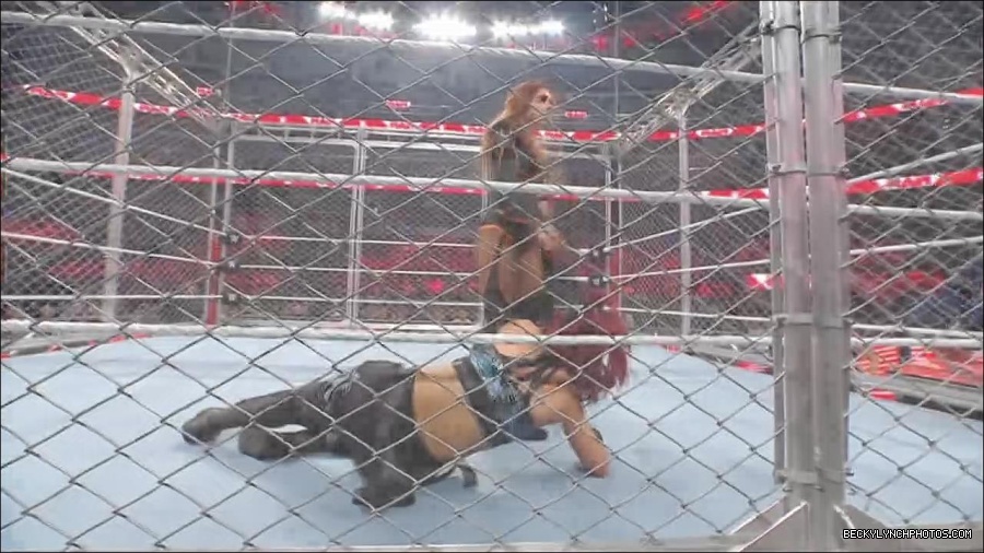WWE_Monday_Night_RAW_2023_02_06_720p_HDTV_x264-Star_mp4_007261166.jpg