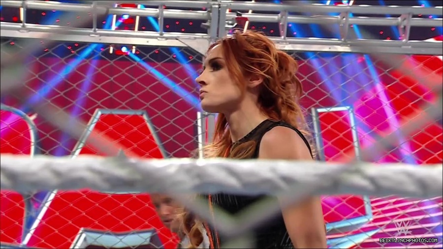 WWE_Monday_Night_RAW_2023_02_06_720p_HDTV_x264-Star_mp4_007263566.jpg
