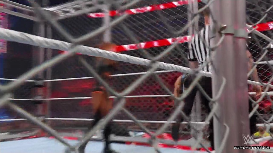 WWE_Monday_Night_RAW_2023_02_06_720p_HDTV_x264-Star_mp4_007271566.jpg