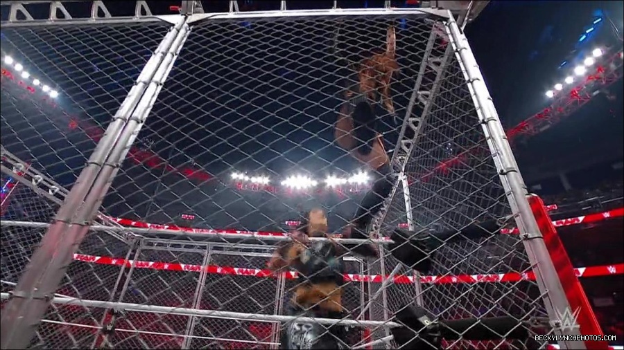 WWE_Monday_Night_RAW_2023_02_06_720p_HDTV_x264-Star_mp4_007288166.jpg