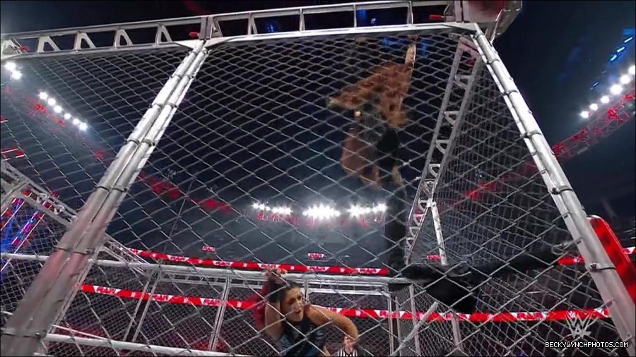 WWE_Monday_Night_RAW_2023_02_06_720p_HDTV_x264-Star_mp4_007289766.jpg