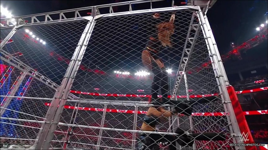 WWE_Monday_Night_RAW_2023_02_06_720p_HDTV_x264-Star_mp4_007291766.jpg