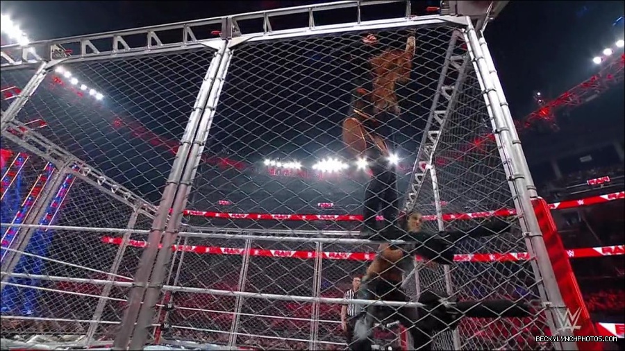 WWE_Monday_Night_RAW_2023_02_06_720p_HDTV_x264-Star_mp4_007292166.jpg