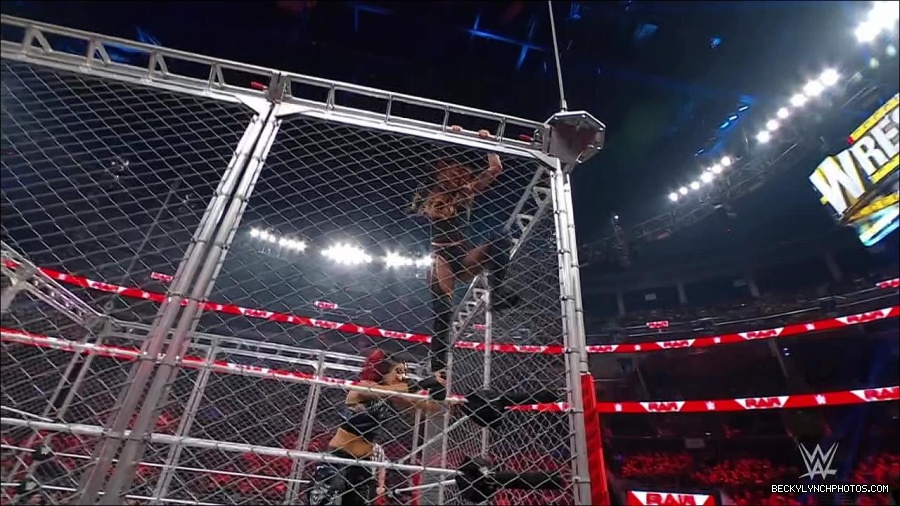WWE_Monday_Night_RAW_2023_02_06_720p_HDTV_x264-Star_mp4_007299766.jpg