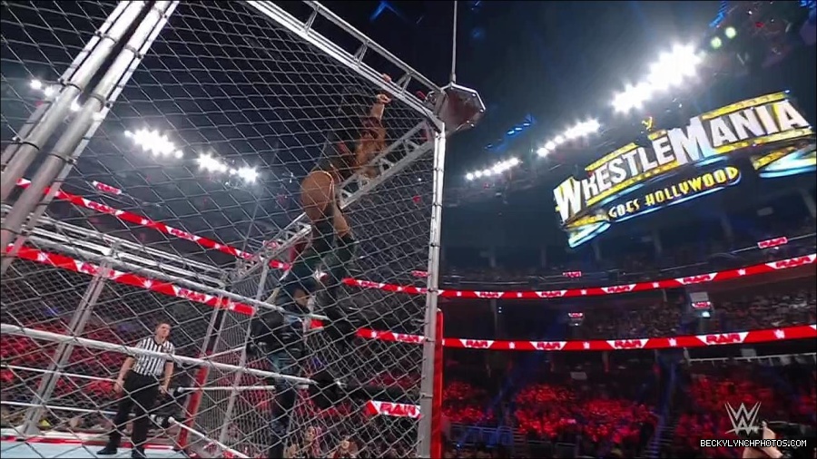 WWE_Monday_Night_RAW_2023_02_06_720p_HDTV_x264-Star_mp4_007301766.jpg