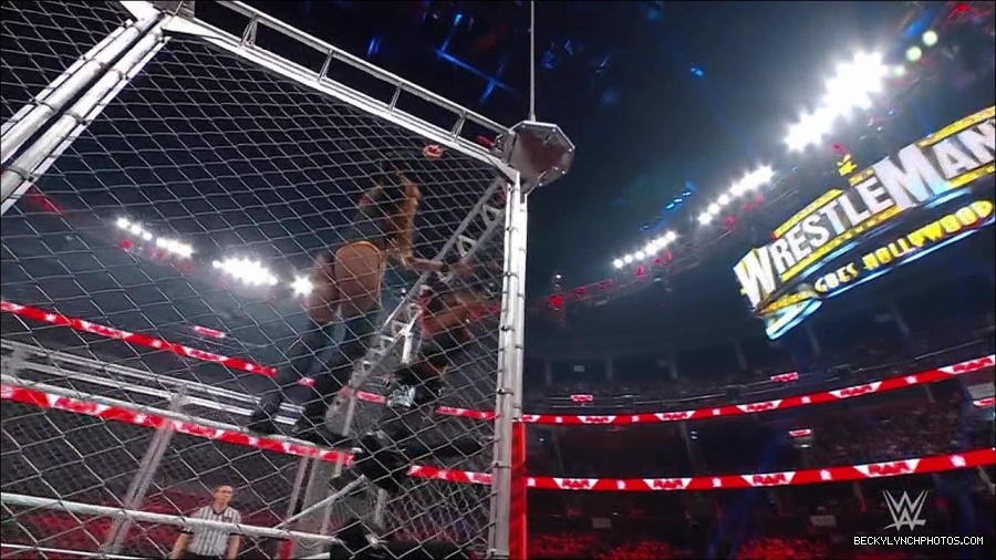 WWE_Monday_Night_RAW_2023_02_06_720p_HDTV_x264-Star_mp4_007310566.jpg