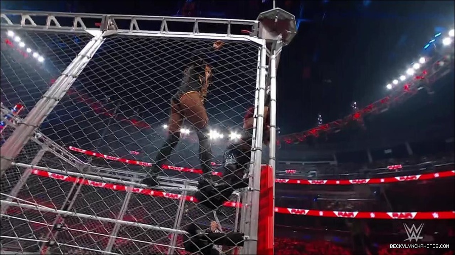 WWE_Monday_Night_RAW_2023_02_06_720p_HDTV_x264-Star_mp4_007311766.jpg