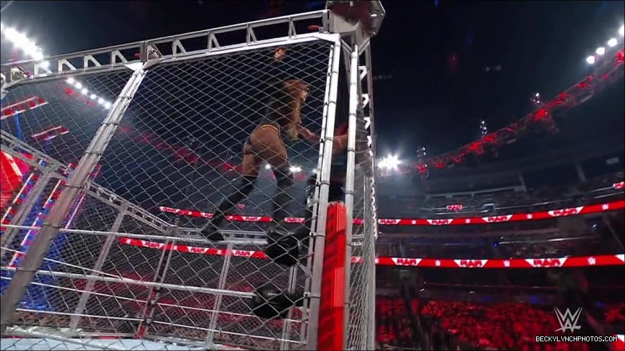 WWE_Monday_Night_RAW_2023_02_06_720p_HDTV_x264-Star_mp4_007312566.jpg