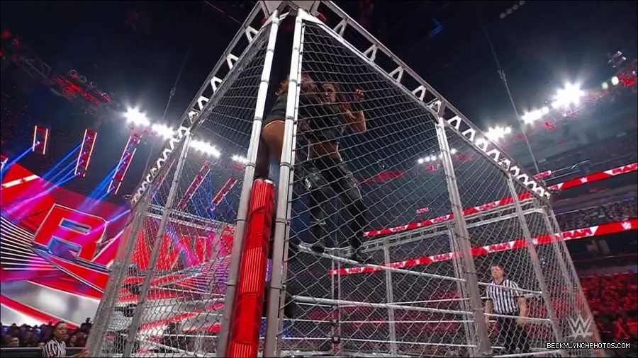 WWE_Monday_Night_RAW_2023_02_06_720p_HDTV_x264-Star_mp4_007315766.jpg