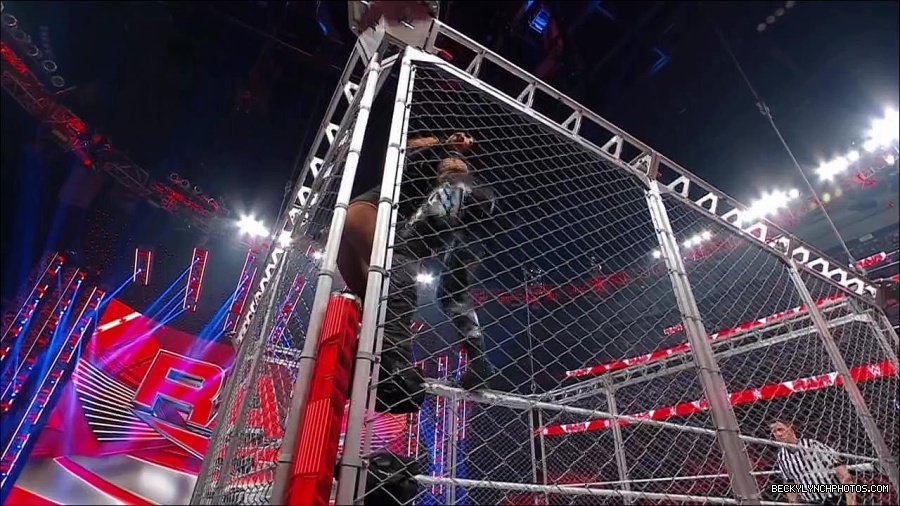 WWE_Monday_Night_RAW_2023_02_06_720p_HDTV_x264-Star_mp4_007319766.jpg